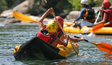 Kayak sur la Truyere proche du Clos de Banes