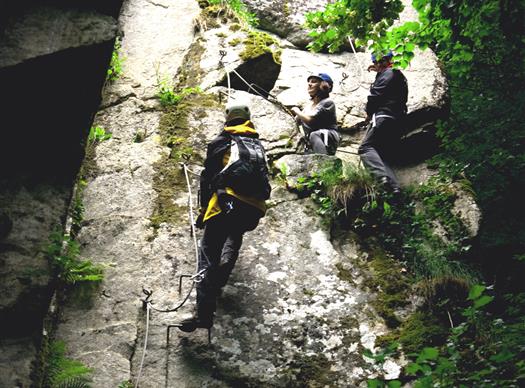 Escalade dans les gorges de la Truyere - Clos de Banes, Aveyron