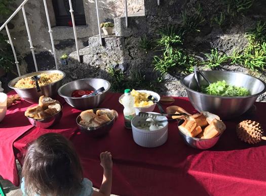 Repas prepare par les proprietaires - Clos de Banes